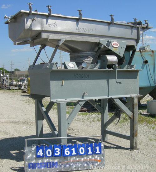Used: Witte vibrating continuous fluid bed dryer, 304 stainless steel. Approximately 30" wide x 72" long bed. Approximately 1-1/2 hp vibrating motor. Includes top cover with lifting mechanism, and a ...