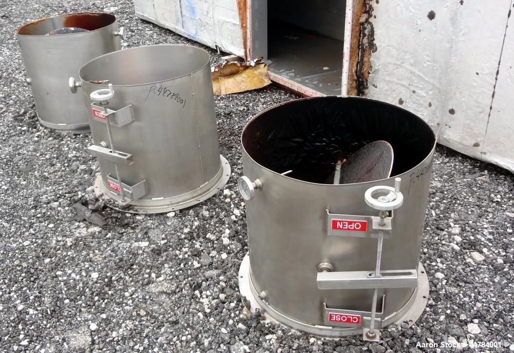 Used Witte Vibrating Fluid Bed Dryer System, 304 Stainless Steel.  (5) Zone, gas heated, rated 8,000,000 btu/hr. Approximately 48” wide x 30’ long wide wedge wire screen.  Driven by a 7.5 hp, 3/60/23...