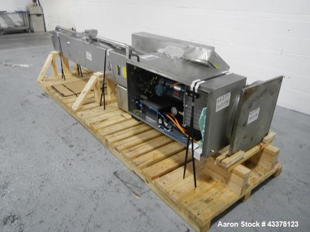 Used Glatt LD 120 SF Bowl Inverter. Stainless steel construction designed to lift and invert 120 liter Glatt fluid bed dryer bowls.  Unit includes bowl clamp and funnel, post mount with operator inte...