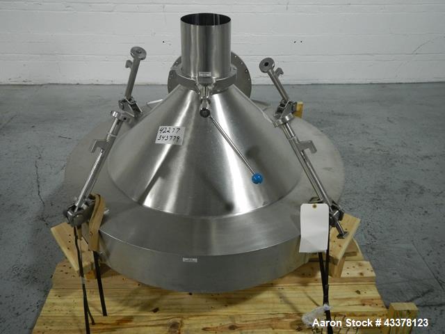 Used Glatt LD 120 SF Bowl Inverter. Stainless steel construction designed to lift and invert 120 liter Glatt fluid bed dryer bowls.  Unit includes bowl clamp and funnel, post mount with operator inte...