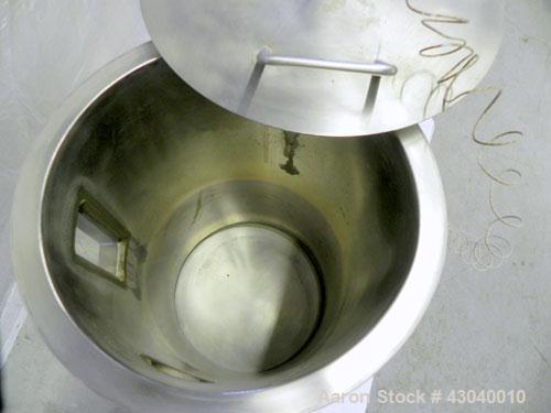 Used Glatt LabSpray Passive Flow Spray Dryer, Model PFSD 100, 304 Stainless Steel. Main drying chamber 14’’ diameter x 25’’ deep with cover, and a side sight glass. Bottom collection area. Includes a...