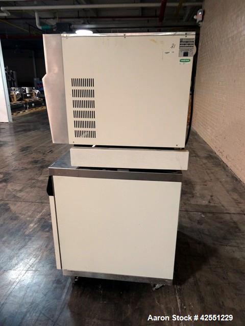 Used FTS Freeze Dryer, Model TDS-00035-A, Stainless Steel. Approximately 3.75 square feet surface area with (3) 11" x 16" shelves. Has model FD-00007-A chiller system, R12 refrigerant. Serial# TDS-7-...