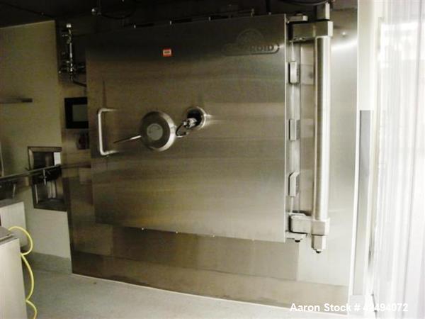 Used Usifroid freeze dryer, 47.3 sq ft (4.4 sq meter), model SMH 440.F.PSA.BV.V.PP.S, 316L stainless steel chamber and product contact surfaces, with (8) 24" x 36" usable shelves, 3.5" shelf spacing,...