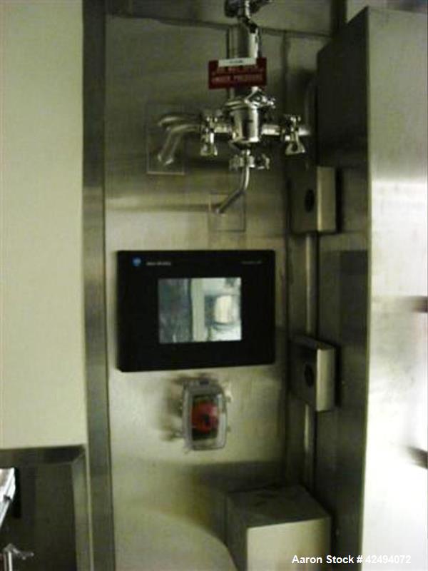 Used Usifroid freeze dryer, 47.3 sq ft (4.4 sq meter), model SMH 440.F.PSA.BV.V.PP.S, 316L stainless steel chamber and product contact surfaces, with (8) 24" x 36" usable shelves, 3.5" shelf spacing,...