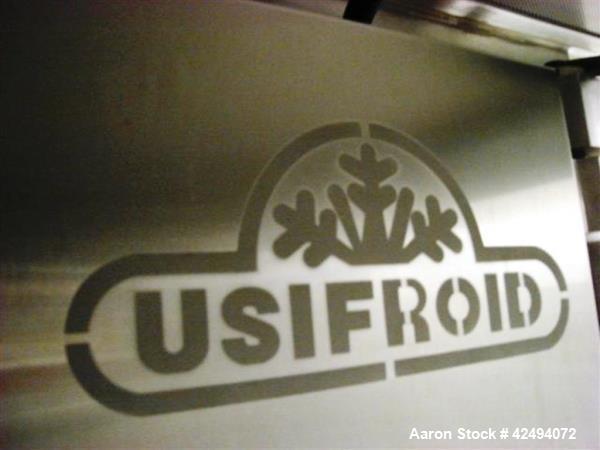 Used Usifroid freeze dryer, 47.3 sq ft (4.4 sq meter), model SMH 440.F.PSA.BV.V.PP.S, 316L stainless steel chamber and product contact surfaces, with (8) 24" x 36" usable shelves, 3.5" shelf spacing,...