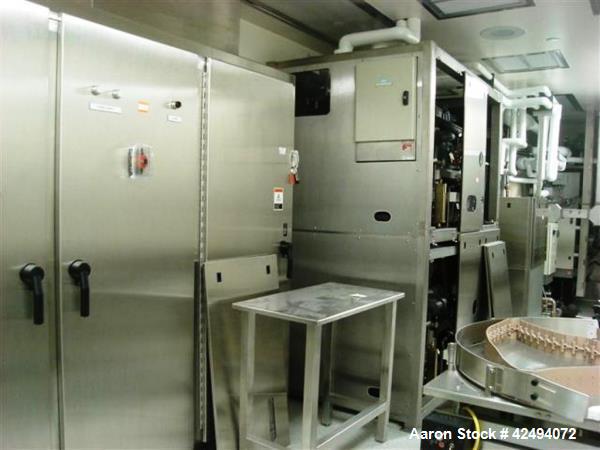 Used Usifroid freeze dryer, 47.3 sq ft (4.4 sq meter), model SMH 440.F.PSA.BV.V.PP.S, 316L stainless steel chamber and product contact surfaces, with (8) 24" x 36" usable shelves, 3.5" shelf spacing,...
