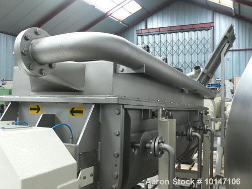 Used Reconditioned Nara 4W-037 Continuous Paddle Dryer.  316L Stainless steel.  Capacity 24 cubic feet (680 litres), trough sizes 31" x  126" (800 x 3200 mm), manhole 29" x  21" (745 x 545 mm).  (2) ...