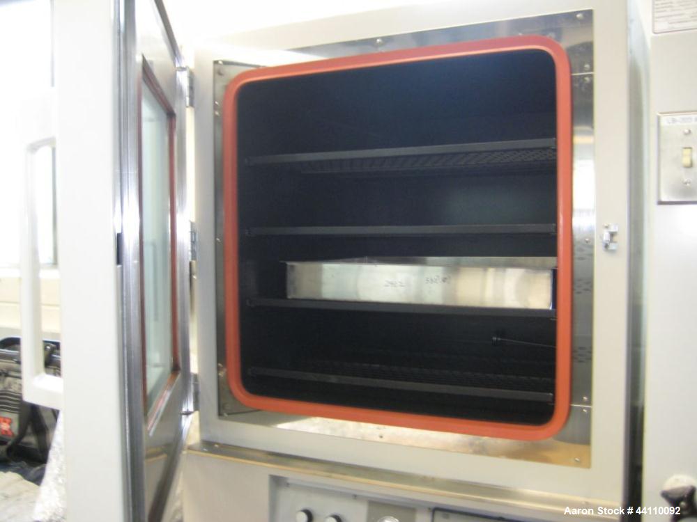 Used Scientific Products Gold Series Large Filter Paper Tray Dryer, Vacuum Drying Oven model DP61