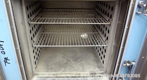 Used Blue M Mechanical Convection Oven, Model DC-206C. 304 Stainless steel chamber 20" wide x 20" high x 18" deep, 4.2 cubic feet interior volume. Temperature range 343 degrees C. / 650 degrees F. Hi...