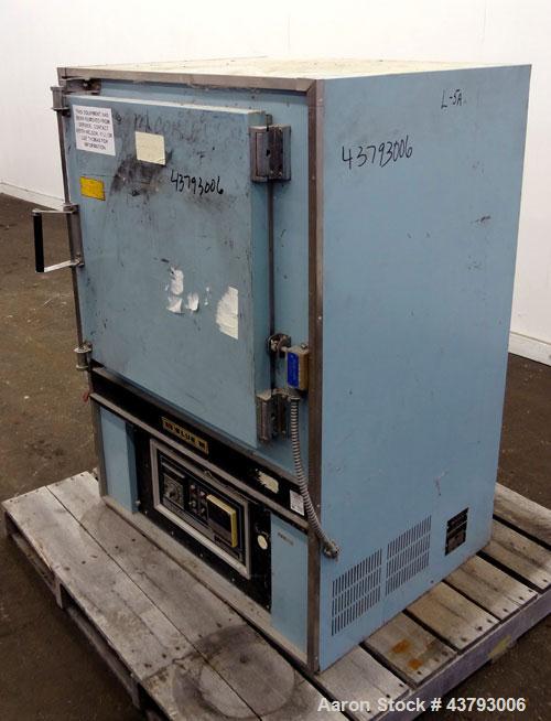 Used Blue M Mechanical Convection Oven, Model DC-206C. 304 Stainless steel chamber 20" wide x 20" high x 18" deep, 4.2 cubic feet interior volume. Temperature range 343 degrees C. / 650 degrees F. Hi...