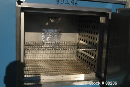 Used- Blue M Oven, Model DC-256A-FHP-1. Maximum temperature range to 316 degrees C (600 degrees F). Chamber measures 20" dee...