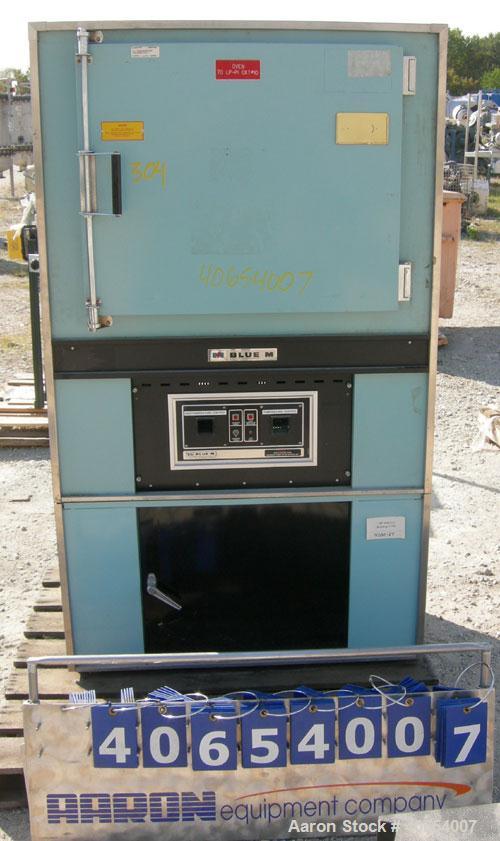Used Blue M Mechanical Convection Oven, model DC-256C. 304 stainless steel chamber 25" wide x 20" high x 20" deep, 5.8 cubic feet interior volume. Temperature range 343 deg C/ 650 deg F. Hinged front...