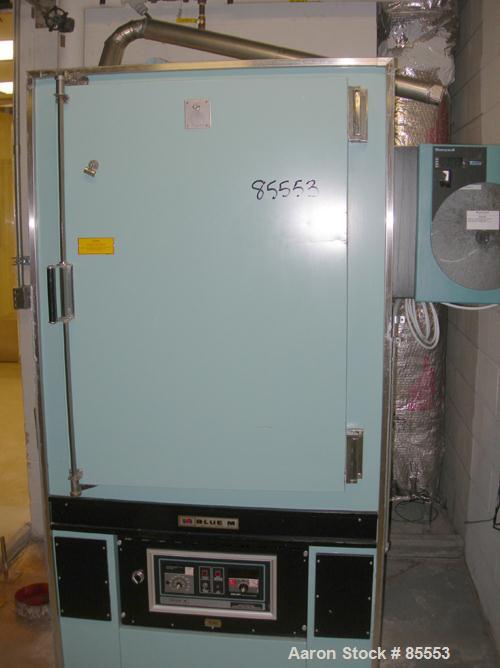 USED: Blue M oven, model DC-336C, stainless steel chamber, 25" wide x 38" high x 20" deep. Temperature range 343 degrees C/650 degrees F. Hinged front door. 1/60/208-240 volt. Side mounted chart reco...