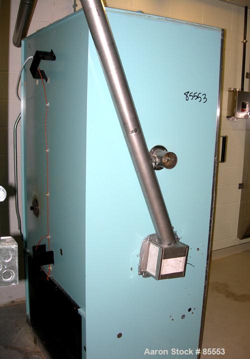 USED: Blue M oven, model DC-336C, stainless steel chamber, 25" wide x 38" high x 20" deep. Temperature range 343 degrees C/650 degrees F. Hinged front door. 1/60/208-240 volt. Side mounted chart reco...