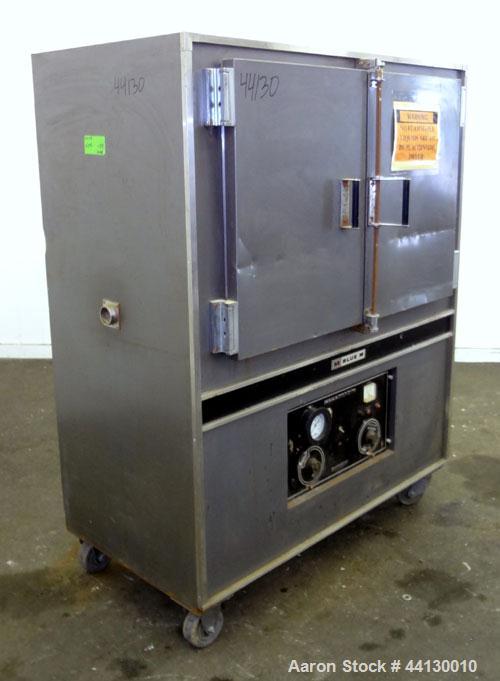 Used Blue M Mechanical Oven, Model POM-136F-1. 304 Stainless steel chamber 38” wide x 25” high x 20” deep. Temperature range 343 degrees C. / 650 degrees F. (2) Hinged front door. 3/60/240 volt. Incl...