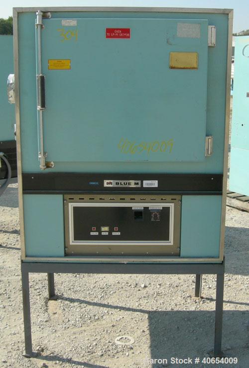 Used Blue M Mechanical Convection Oven, model POM7-256C-HP. 304 stainless steel chamber 25" wide x 20" high x 20" deep, 5.8 cubic feet interior volume. Temperature range 343 deg C/ 650 deg F. Hinged ...