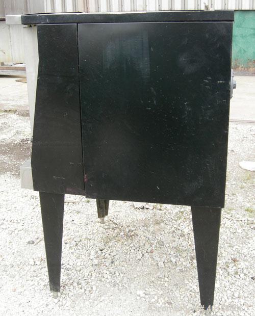 Used Garland Master Electric Convection Oven, 430/40 Stainless Steel.  Interior measures 29" (736 mm) wide x 24" (610 mm) high x 24" (610 mm) deep. Back mounted 1/2 hp, 1/100-155/200-230 volt, 1725/1...