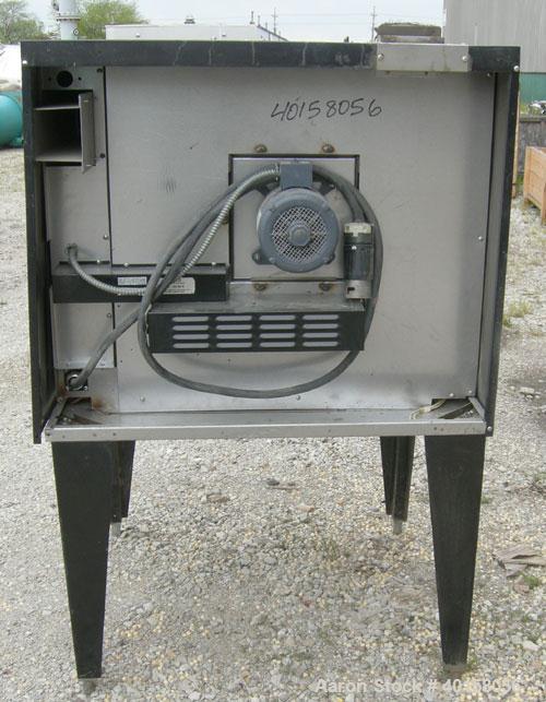 Used Garland Master Electric Convection Oven, 430/40 Stainless Steel.  Interior measures 29" (736 mm) wide x 24" (610 mm) high x 24" (610 mm) deep. Back mounted 1/2 hp, 1/100-155/200-230 volt, 1725/1...