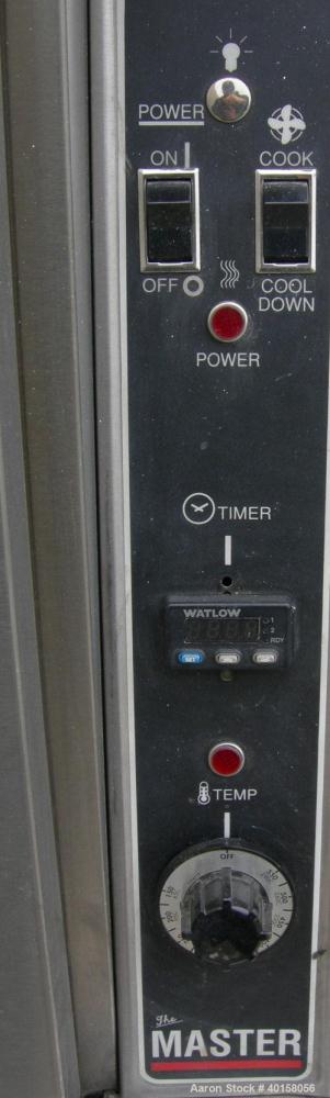 Used Garland Master Electric Convection Oven, 430/40 Stainless Steel.  Interior measures 29" (736 mm) wide x 24" (610 mm) high x 24" (610 mm) deep. Back mounted 1/2 hp, 1/100-155/200-230 volt, 1725/1...