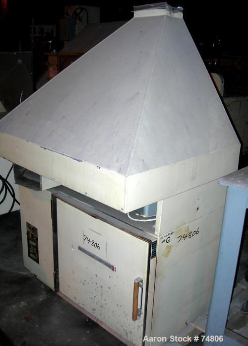 USED: Precision Scientific oven, model 625-A. 201 stainless steel chamber 19" x 19" x 19" deep. Temperature range approximately 15 to 325 deg C. Chamber volume 4 cubic feet. 3/60/120/240 volt, 3900 w...