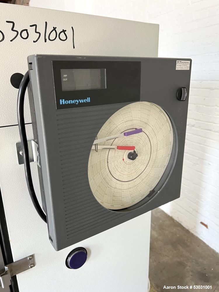 Thermal Product Solutions Tenney Environmental Chamber