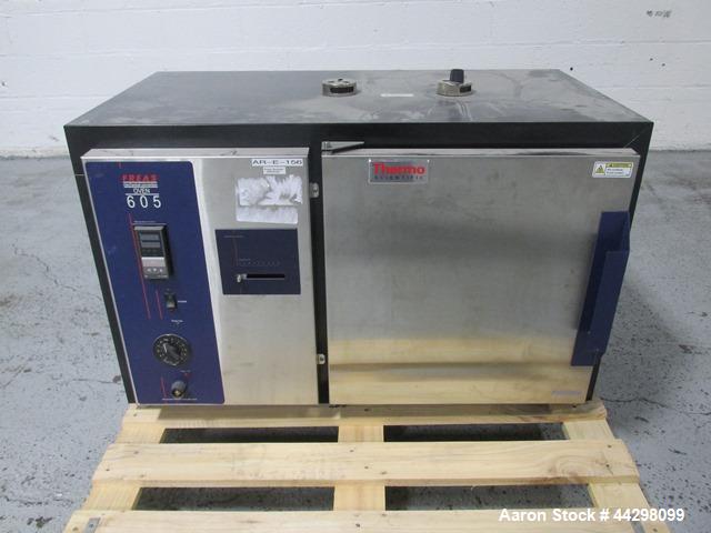 Used Thermo Fisher Pecision High-Performance Oven, Model 6050. 1.4 Cubic feet capacity, 14" wide x 13" deep x 13" high internal chamber, 120 volt, 2500 watt, serial# 612724-79.