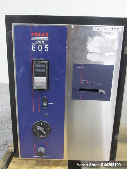 Used Thermo Fisher Pecision High-Performance Oven, Model 6050. 1.4 Cubic feet capacity, 14" wide x 13" deep x 13" high internal chamber, 120 volt, 2500 watt, serial# 612724-79.