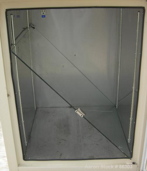 USED: VWR Scientific incubator, model 1540. Stainless steel interior 19" wide x 26" tall x 20" deep. Approx 5 cubic feet capacity. Hinged front door with inner glass door. 1/60/120 volt, 600 watt.