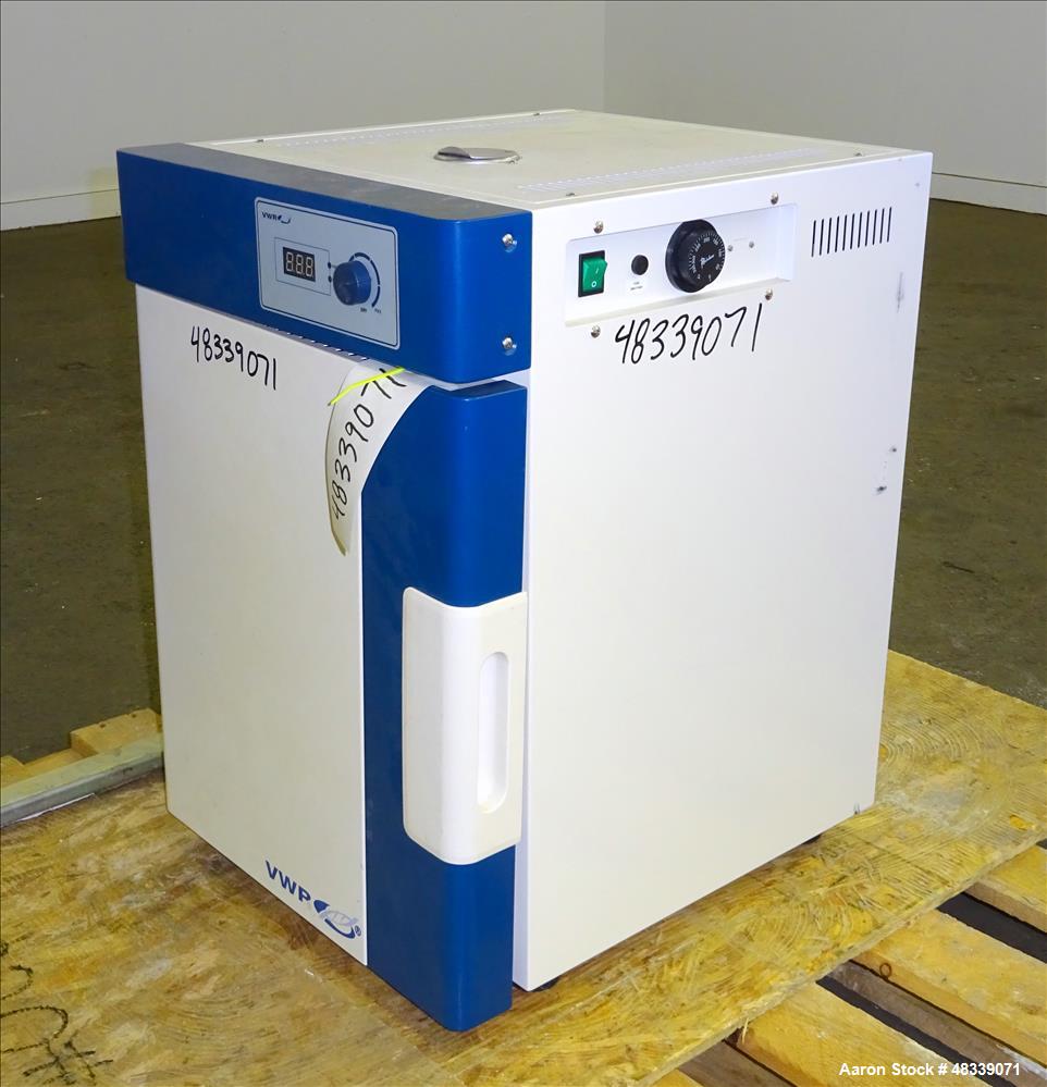 Used VWR Gravity Convection Oven, Model 414004-556.