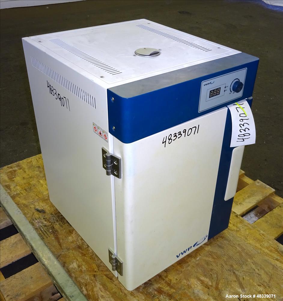 Used VWR Gravity Convection Oven, Model 414004-556.