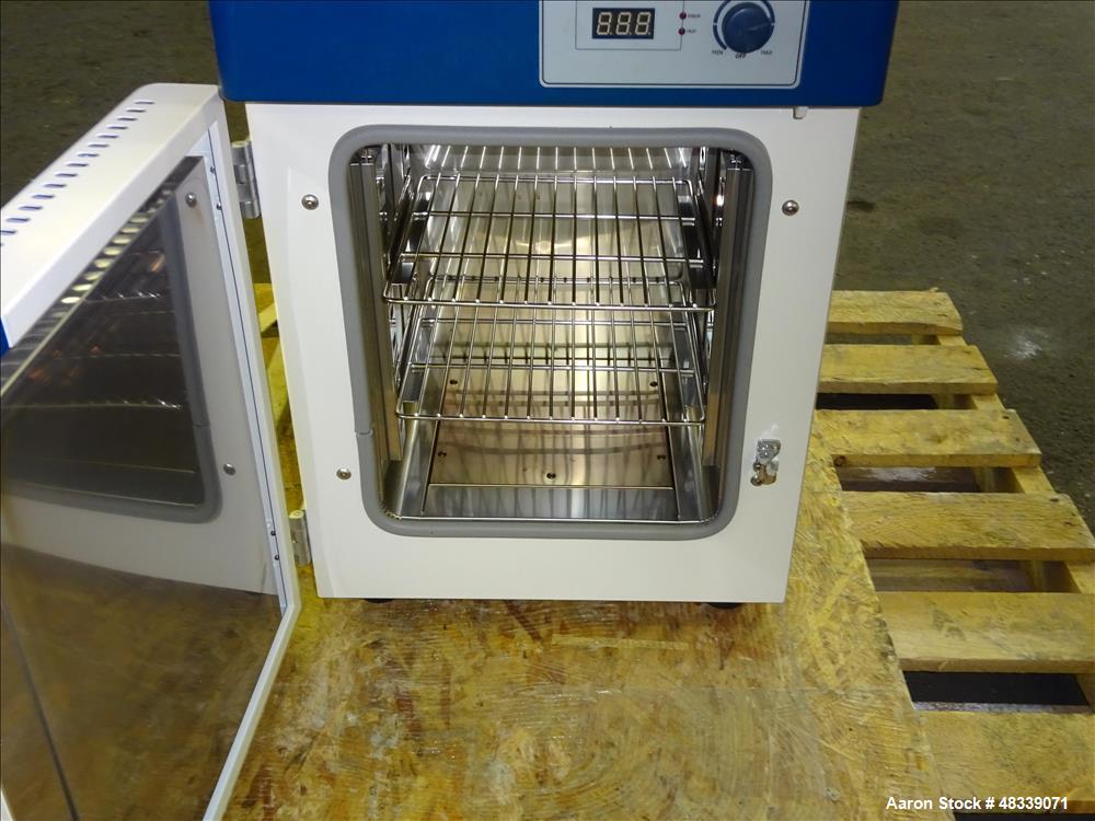 Used VWR Gravity Convection Oven, Model 414004-556.