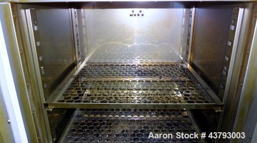 Used Yamato Gravity Convection Oven, Model DX 400. Approximately 2.6 cubic feet. Chamber size 17-3/4” wide x 15-3/4” high x 16-1/8” deep. Approximate operating temperature Ambient +5 degrees C to 300...
