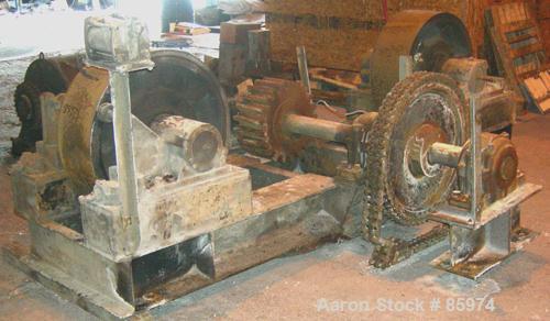 USED: (1) Set of trunnions for an approx 12' diameter x 45' longrotary dryer. Trunnion rolls 30" diameter x 11" face. Includes a20 hp, 3/60/220/440 volt, 1750 rpm motor with a Falk reducer, ratio25.8...