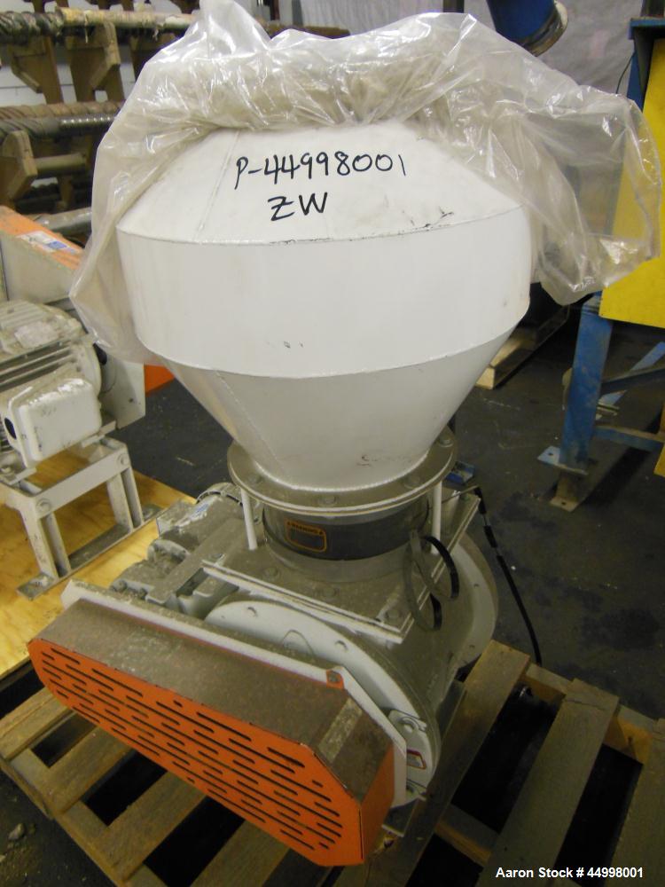 Used Hosokawa Bepex Continuous Solidaire Dryer, Model SJS30-16, 316 Stainless Steel. 30" Diameter x 16" long horizontal chamber. Internal rated 5psi at 50 to 400 degrees F, 304 stainless steel jacket...