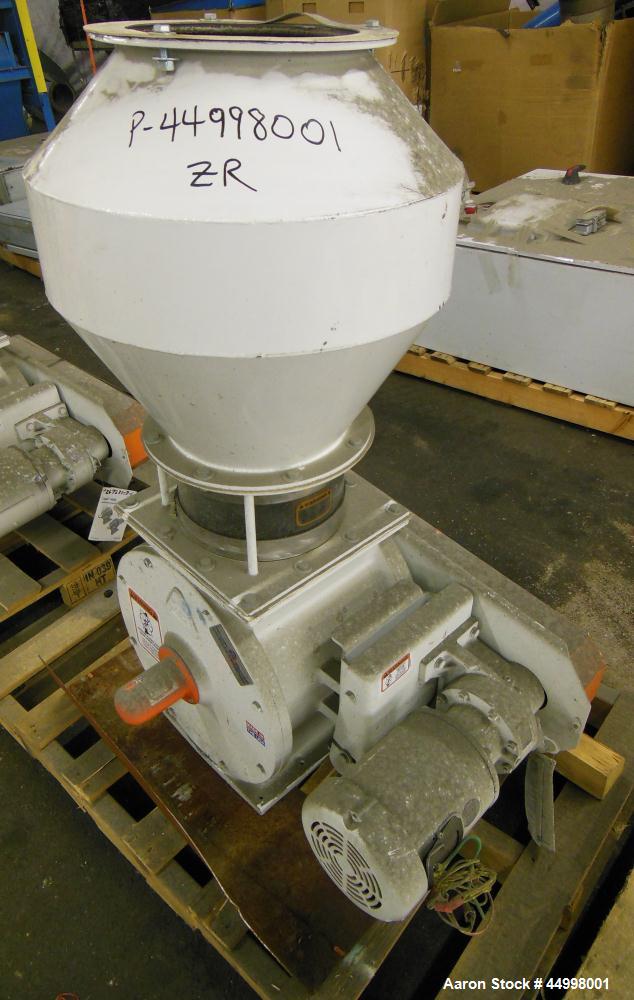 Used Hosokawa Bepex Continuous Solidaire Dryer, Model SJS30-16, 316 Stainless Steel. 30" Diameter x 16" long horizontal chamber. Internal rated 5psi at 50 to 400 degrees F, 304 stainless steel jacket...