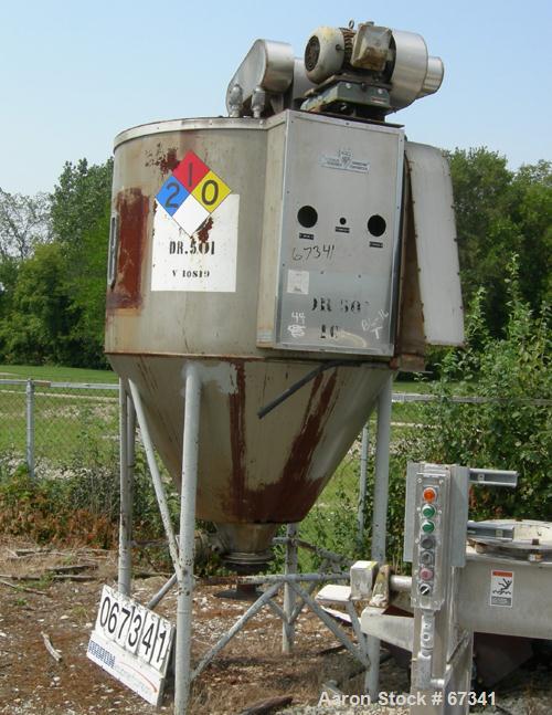 USED: Niro utility spray dryer, stainless steel, polished andinsulated chamber, 48" diameter x 30" straight side x 41" cone.4" bottom outlet, 18" x 20" oval door with 3" sightglass. FU11DRatomizer, s...