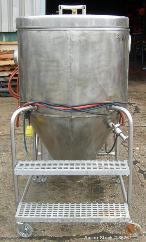 USED: Niro Atomizer spray dryer, model Mobile Minor, 316 stainless steel. Chamber 30" diameter x 24" straight side x 30" cone. Approx capacity 2.8 to 15.4 lbs/hr of evaporation. Includes control pane...