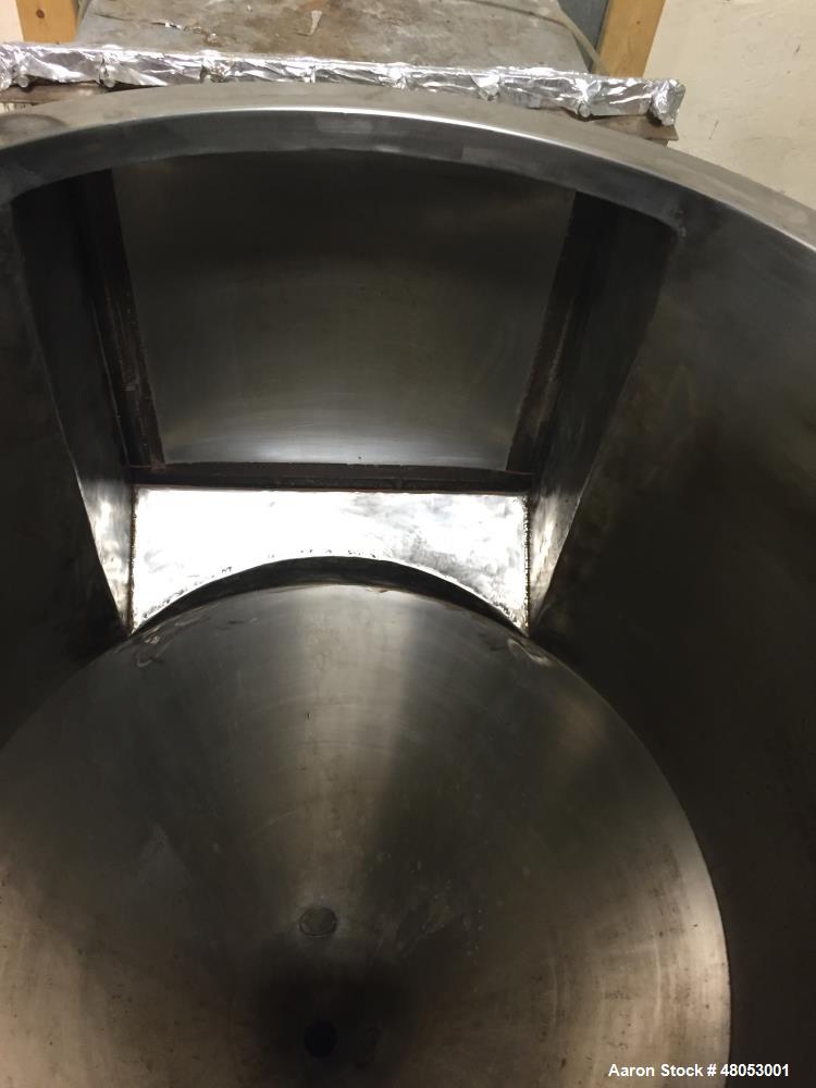 Used GEA Niro Spray Dryer, Model Mobile Minor, with rotary atomizer, air driven. Stainless steel. Equipped with an 18"x 18" explosion vent supplied by BS&B pressure safety management. Electric. Vinta...