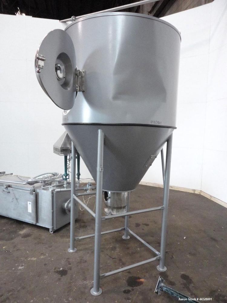 Used Niro Versatile Utility Spray Dryer, 316 Stainless Steel. Up to 10 to 15 kilograms an hour (22 to 33 pounds) evaporation capacity. Gas fired air heated chamber 48" diameter x 38-1/2" straight sid...