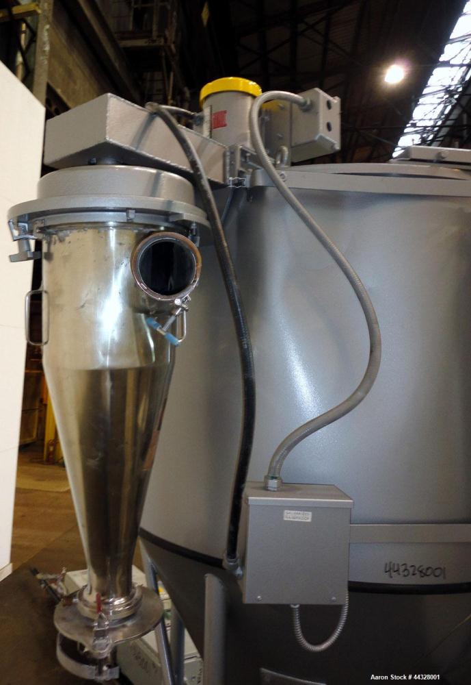 Used Niro Versatile Utility Spray Dryer, 316 Stainless Steel. Up to 10 to 15 kilograms an hour (22 to 33 pounds) evaporation capacity. Gas fired air heated chamber 48" diameter x 38-1/2" straight sid...