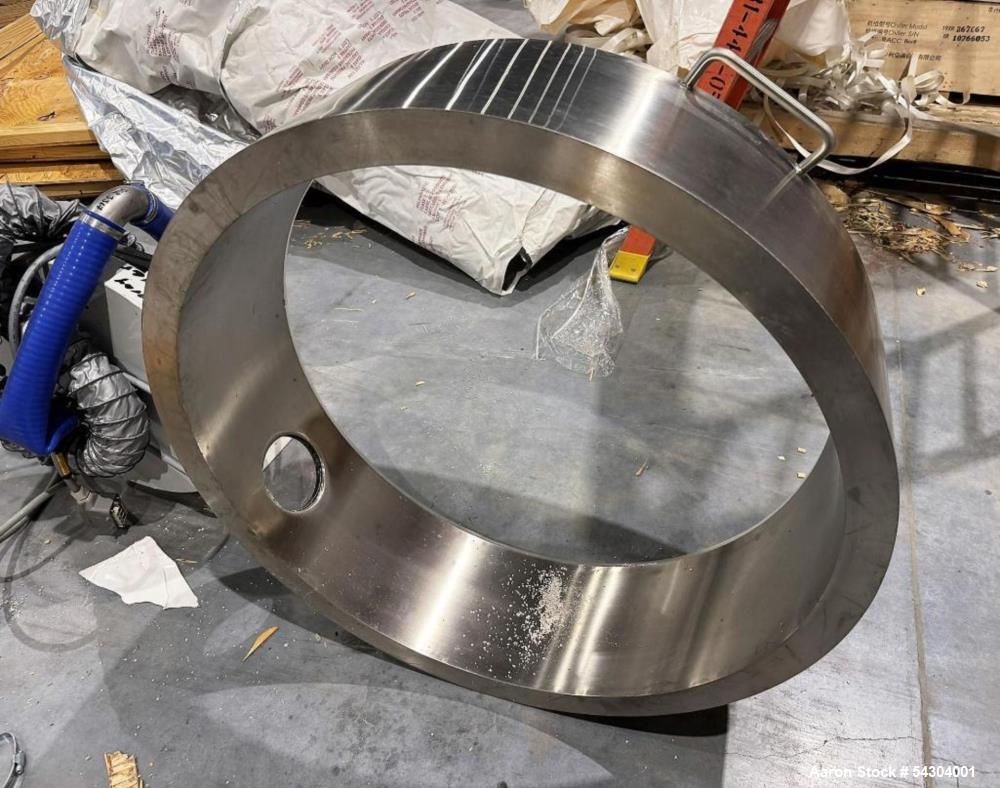 Used GEA Niro A/S Mobile Minor 316 Stainless Steel Spray Dryer. Componentsize 0.8, ID# 3295, Order# 093-2147-1, Year 2008. With 2 fluid bottomnozzle, cyclone, blower, ladder, filter & control panel