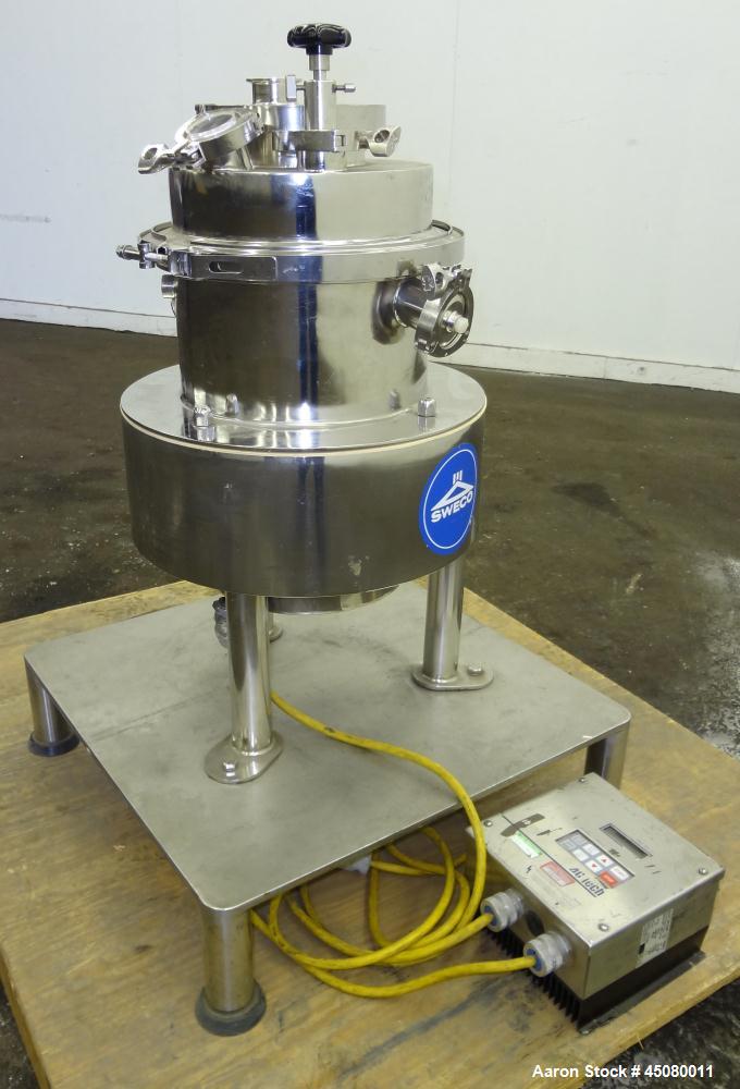 Used Sweco Pharmasep Lab Filter Dryer, Model PH12, 316 Stainless Steel. Sanitary design. Batch capacity dry solids bases 0.9 to 6.5 pounds, pressure rating 30 psi, product screen nominal diameter are...