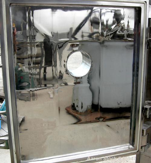 USED: Italvacuum vacuum shelf dryer, model EO2, approximately 9 square feet, 316 stainless steel. (4) 19-3/8" wide x 19-3/8" deep x 1" thick jacketed shelves, 5-1/4" spacing between shelves. Chamber ...