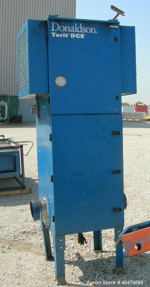 Used Torit DryFlo Mist Collector, model DMC-D1-HEPA, carbon steel. Approximate 220 square foot filter area, 2000 cfm. 2.2 kw (3 hp), 3/60/440 volt blower. (2) 8" inlets, 2" bottom outlet. Side access...