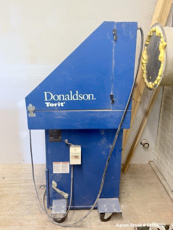 Used Donaldson Torit Downdraft Bench | Model DB-800 | 700 CFM | 60 Sq Ft Filter Area