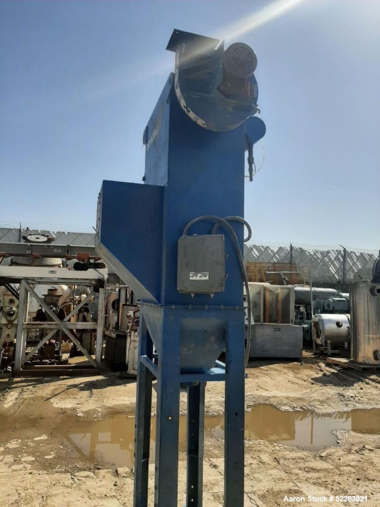 Used- Farr Tenkay Cartridge Type Dust Collector, Model 2C. 800 CFM. Rated for 564 square feet filtering area with (2) cartri...