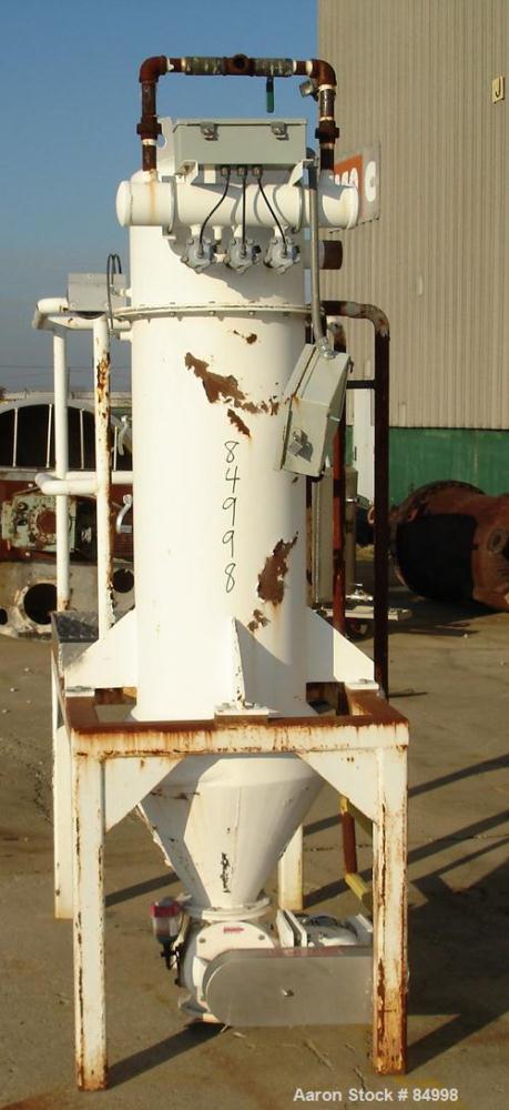Used Flex Kleen Pulse Jet Dust Collector, Model 20-PCBL-3 III, Carbon Steel. Approximately 11 square feet filter area. Housing measures 18" diameter x 40" straight side x 20" cone bottom x 14" top ca...