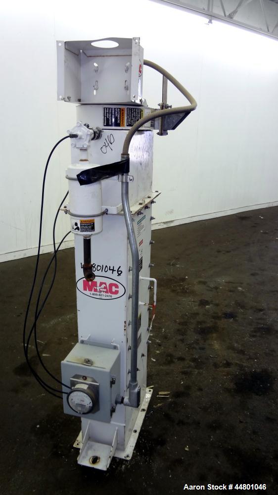 Used MAC Equipment Bin Vent Dust Collector, Model AVSCSPCL-STY3, Carbon Steel. 72 Square Feet Filter Area, Includes a model SB9 top mounted blower. Serial #49325-001-1.