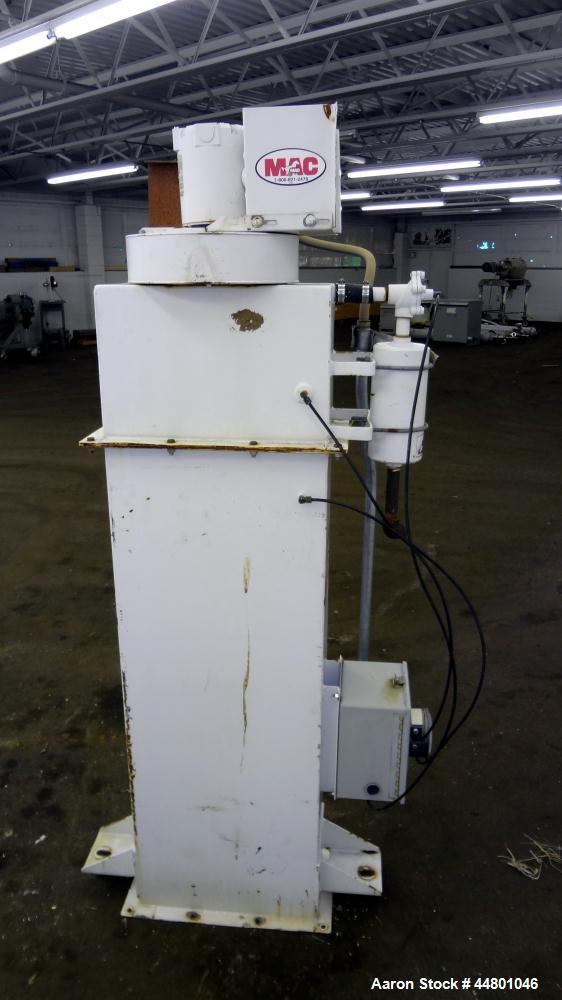 Used MAC Equipment Bin Vent Dust Collector, Model AVSCSPCL-STY3, Carbon Steel. 72 Square Feet Filter Area, Includes a model SB9 top mounted blower. Serial #49325-001-1.