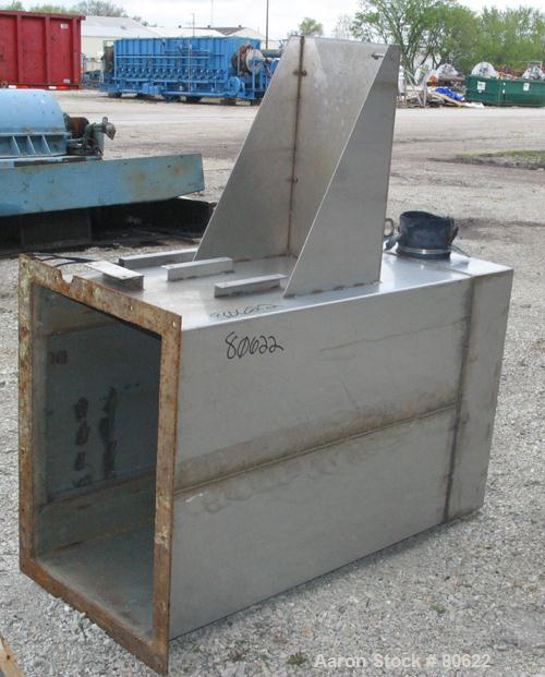 USED:MSM bin vent pulse jet dust collector, approx 25 sq ft filterarea, 304 stainless steel. Housing 26" x 37" x 50" tall. Top plenumwith 7" opening, side access door. Unit requires 6 approx 4" diame...
